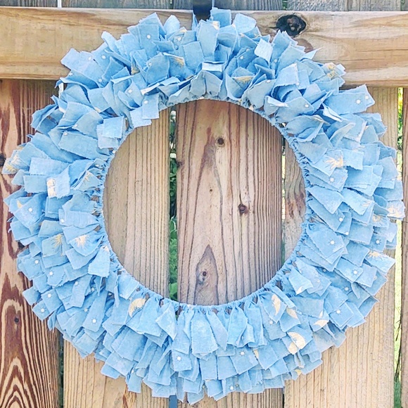 HAND CRAFTED FABRIC RAG WREATH BLUE MOON SUN & STARS SHABBY CHIC NURSERY DECOR - Picture 5 of 9